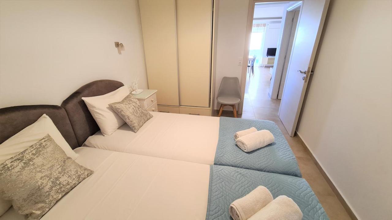 Bella Mare Luxury Apartments 칼라마키 외부 사진