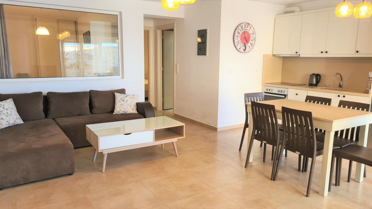 Bella Mare Luxury Apartments 칼라마키 외부 사진