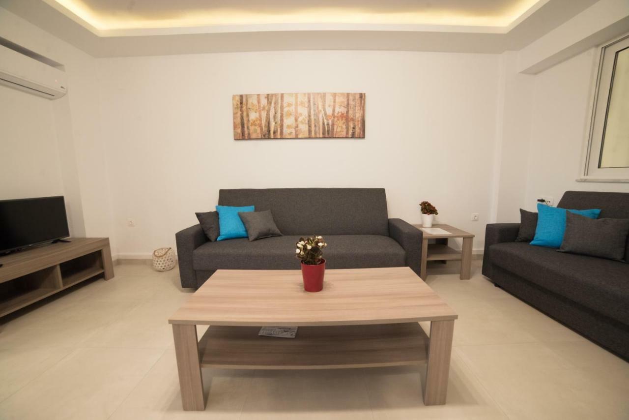 Bella Mare Luxury Apartments 칼라마키 외부 사진